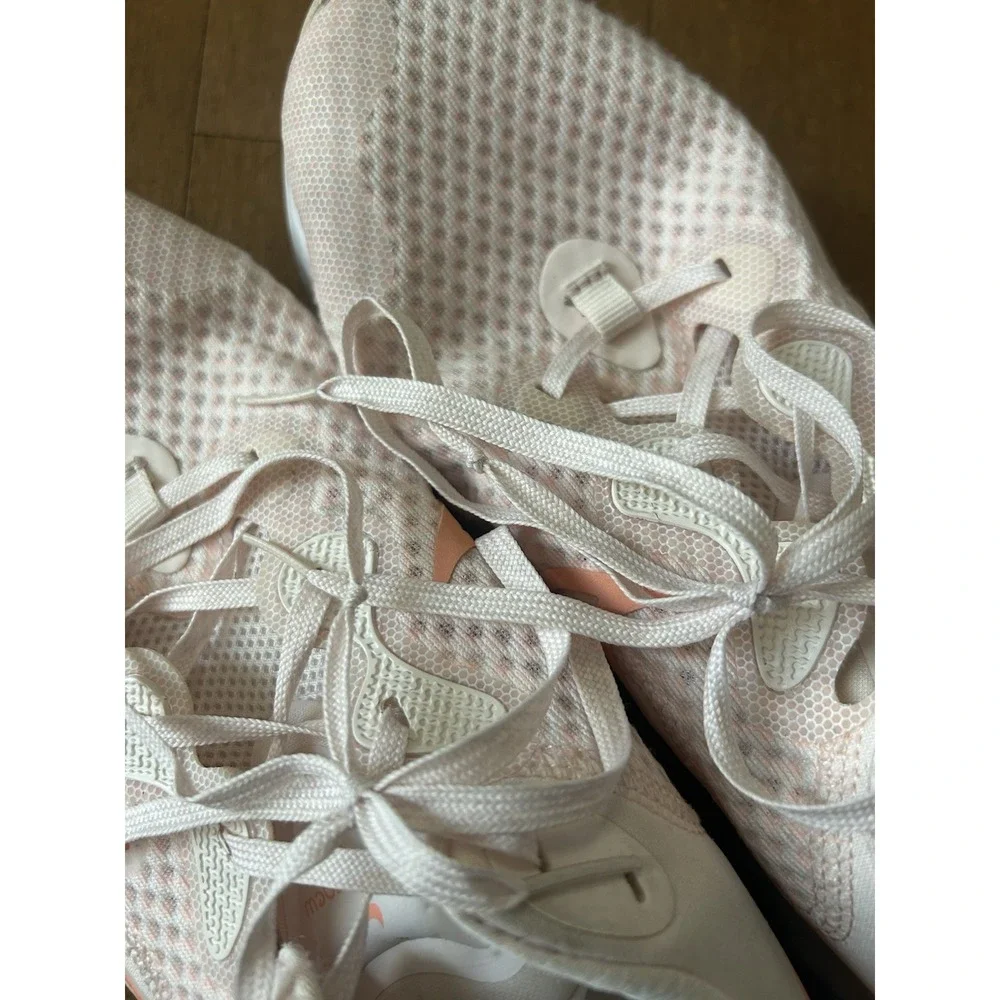 Nike renew run